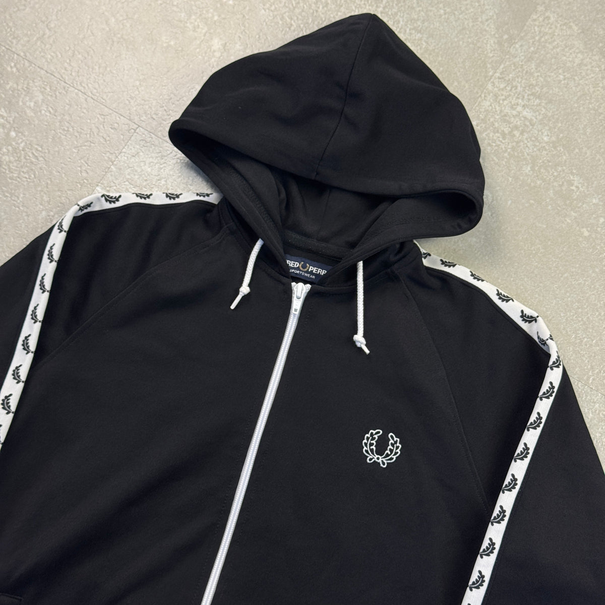 Fred Perry Trackjacket (M)