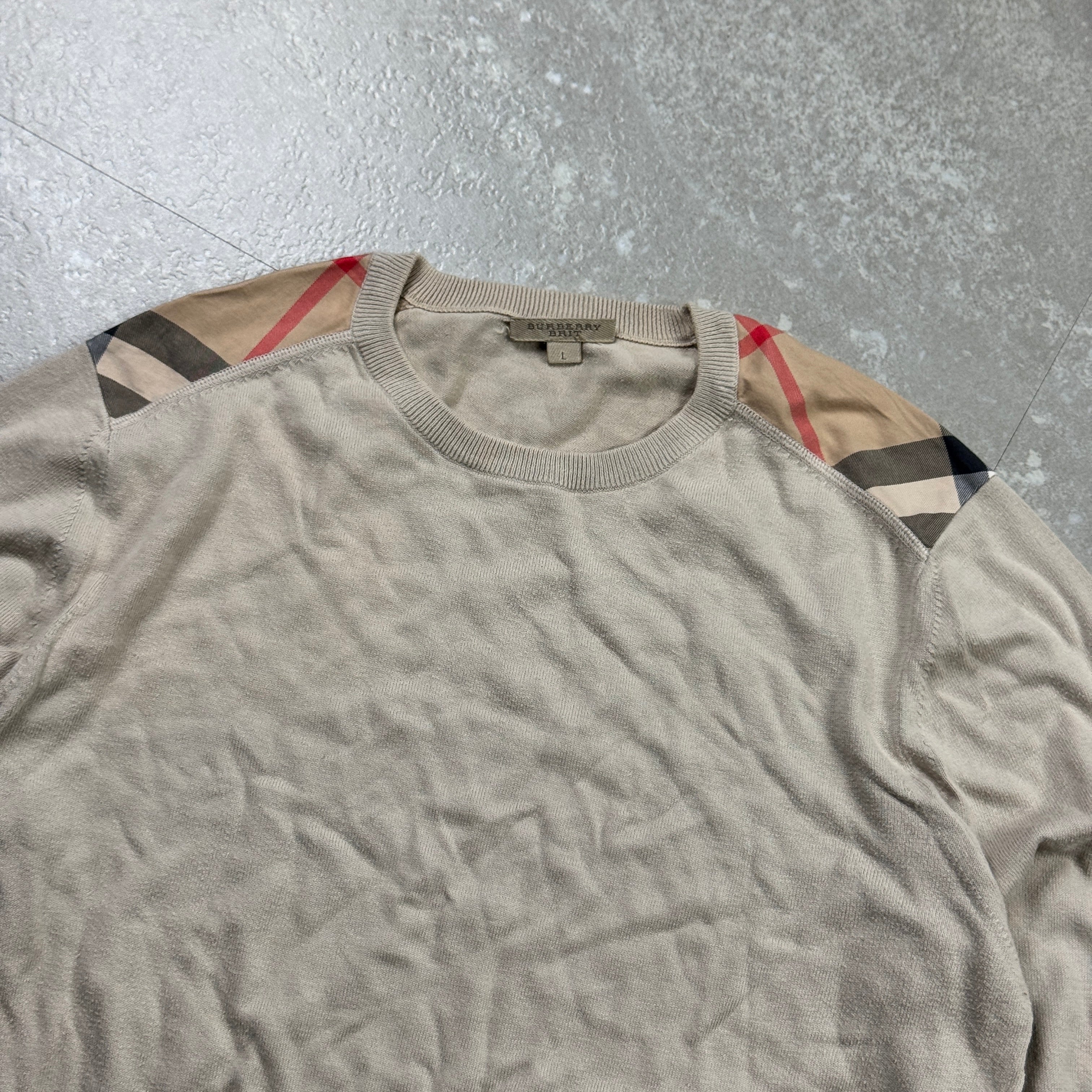 Burberry Sweater (L)