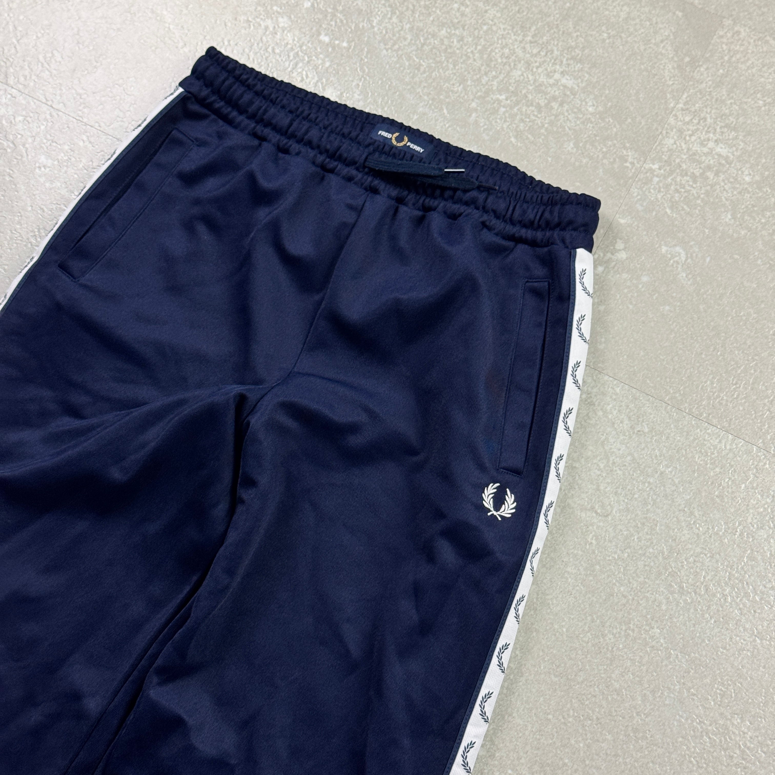 Fred Perry Trackpants (S)