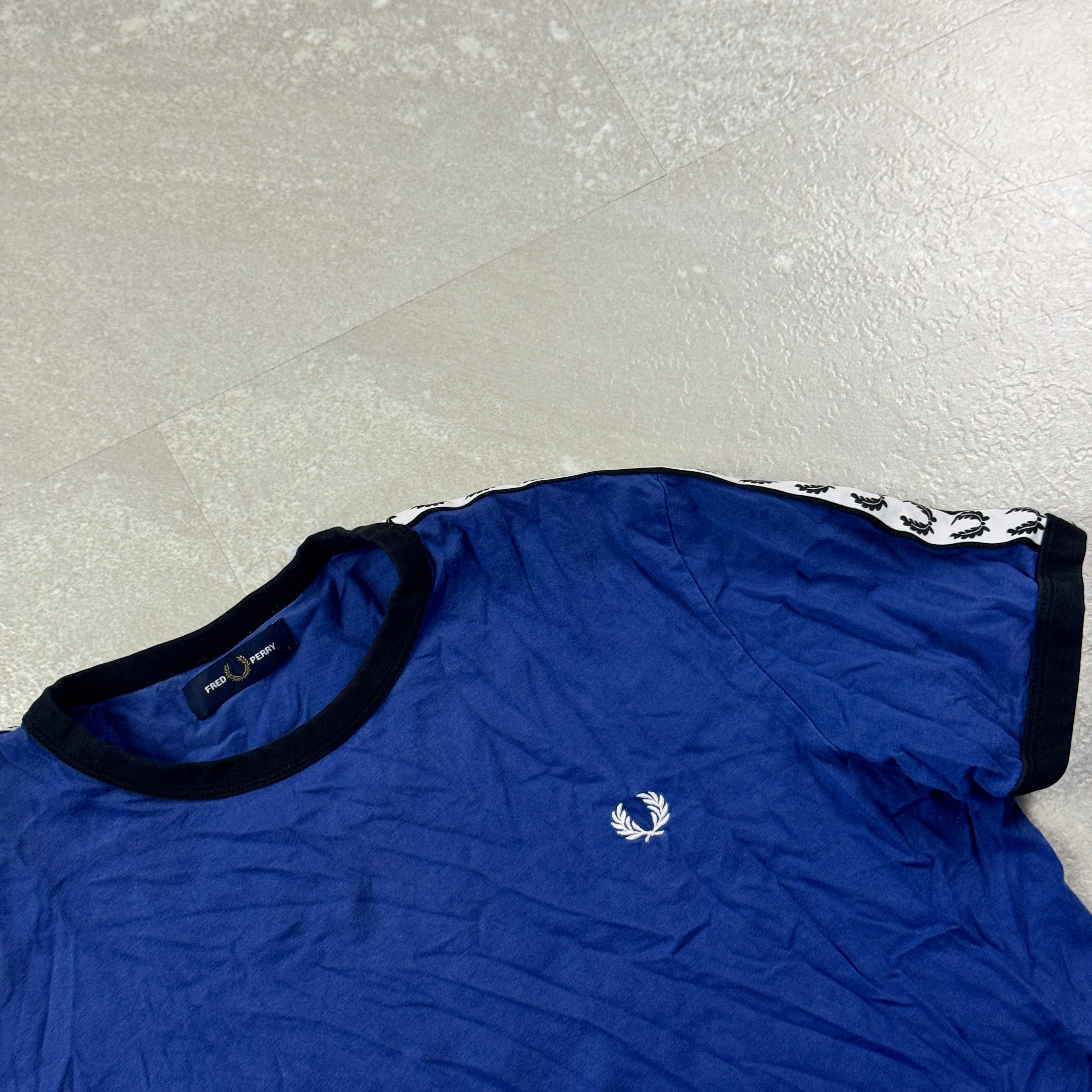 Fred Perry T-Shirt (L)