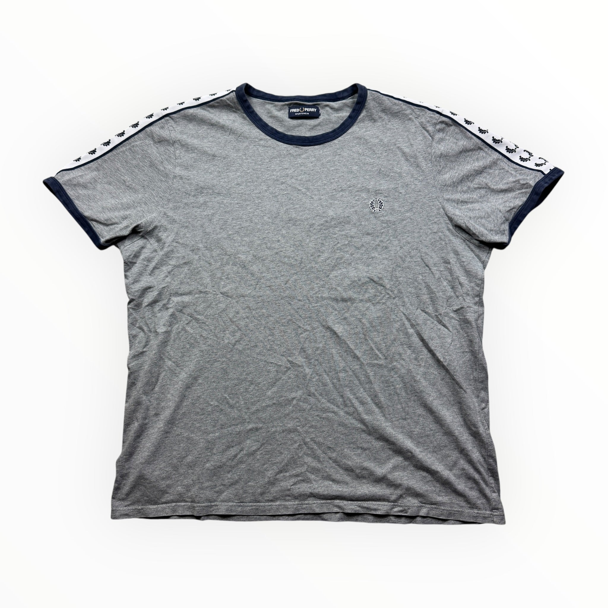 Fred Perry T-Shirt (XL)