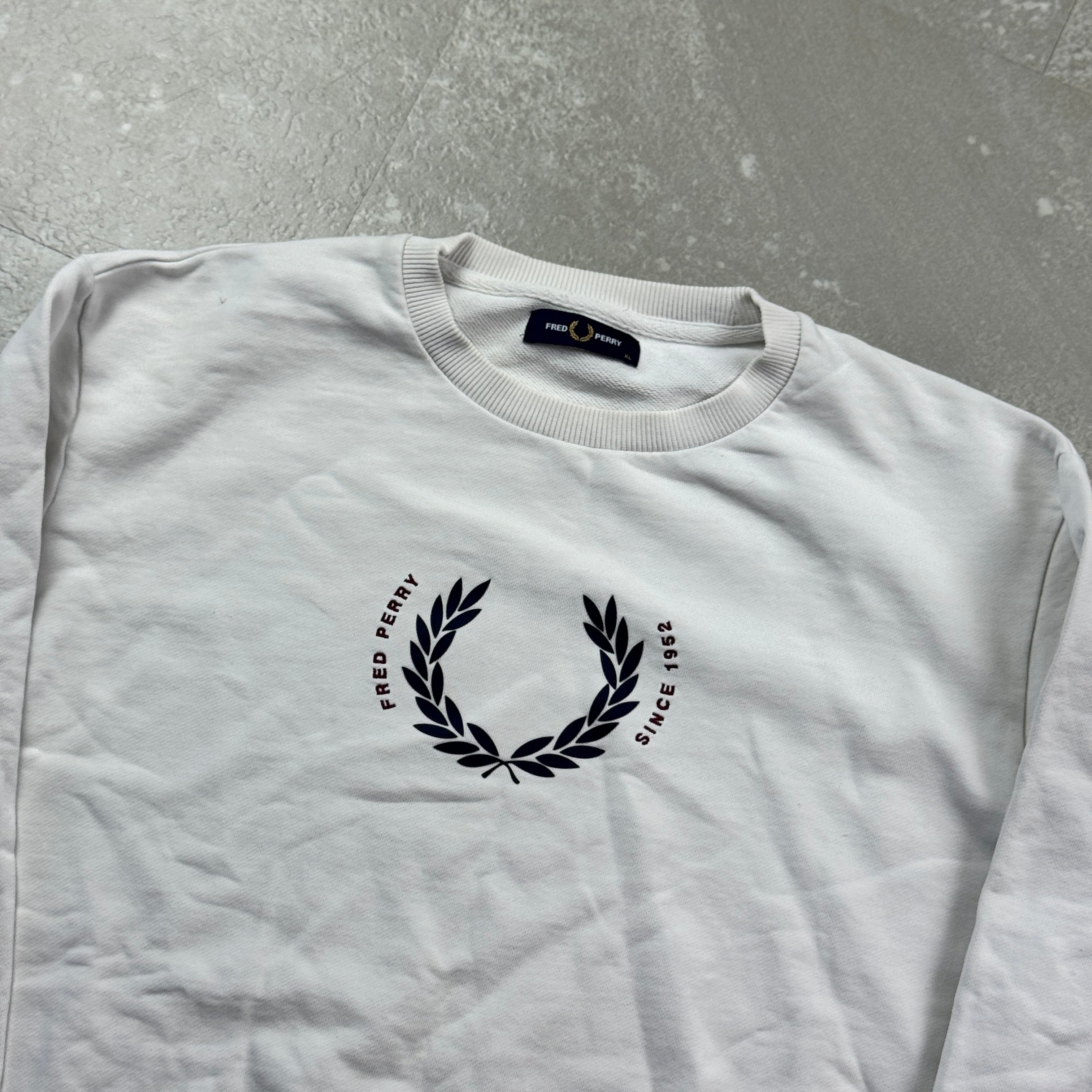 Fred Perry Sweater (XL)