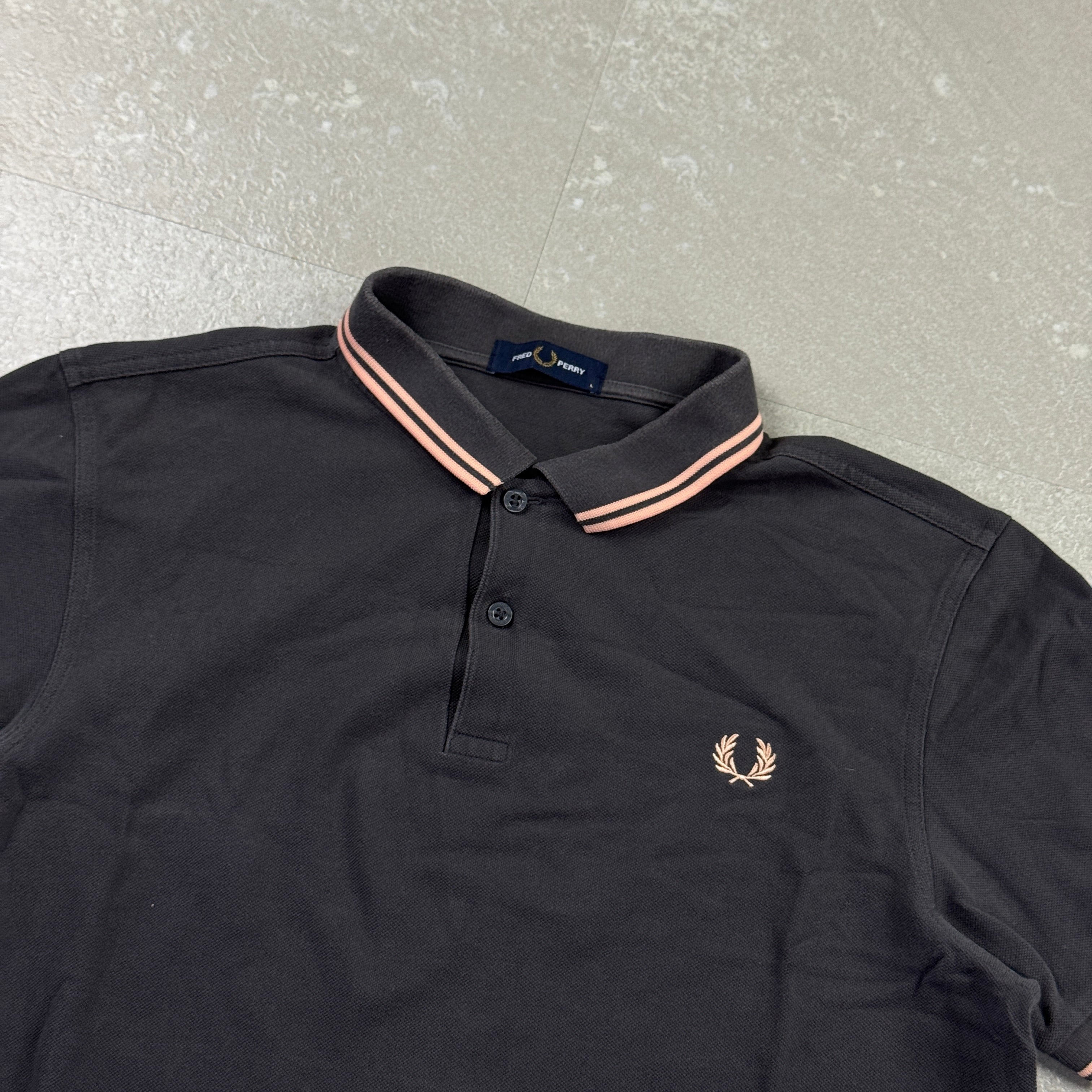 Fred Perry Poloshirt (L)