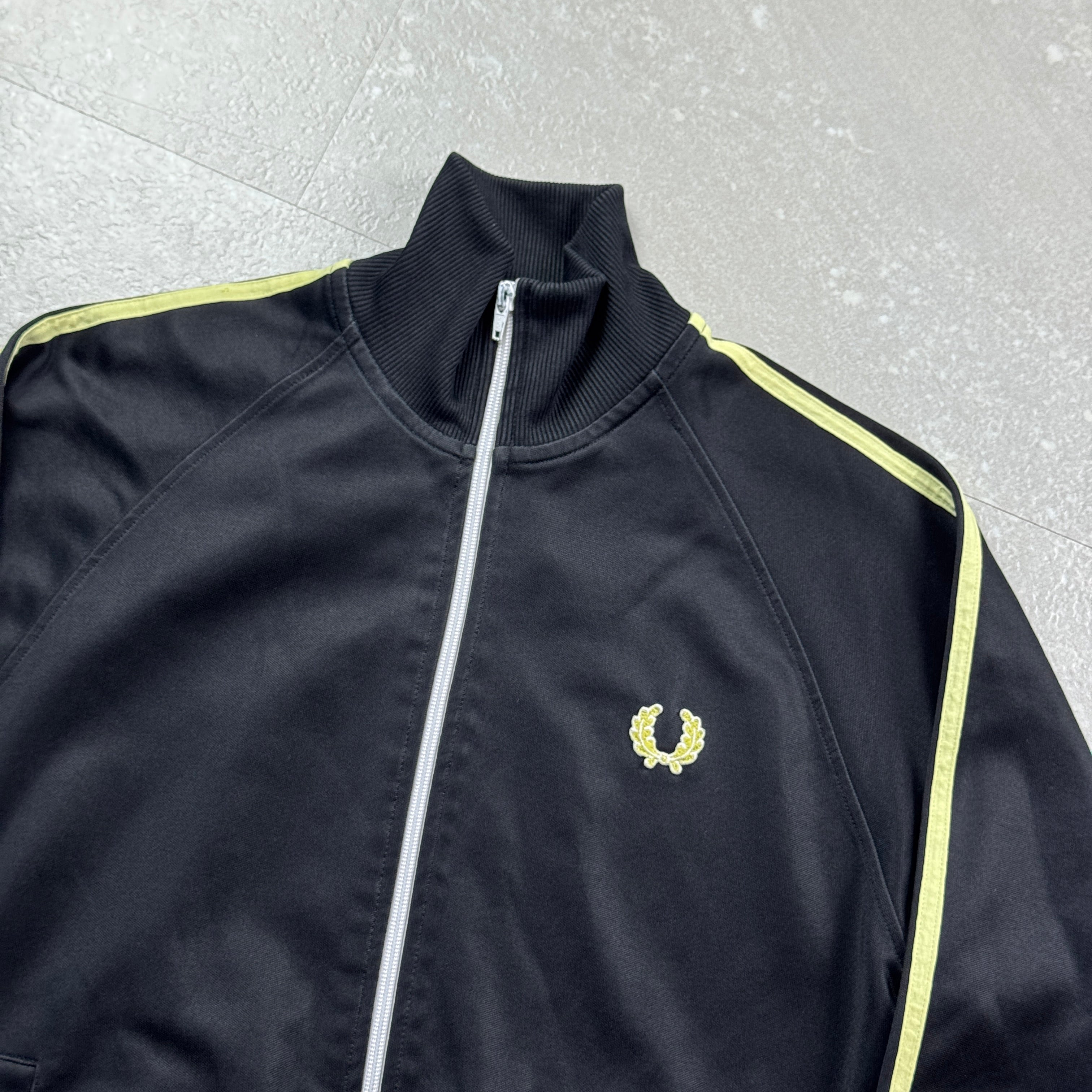 Fred Perry Trackjacket (S)