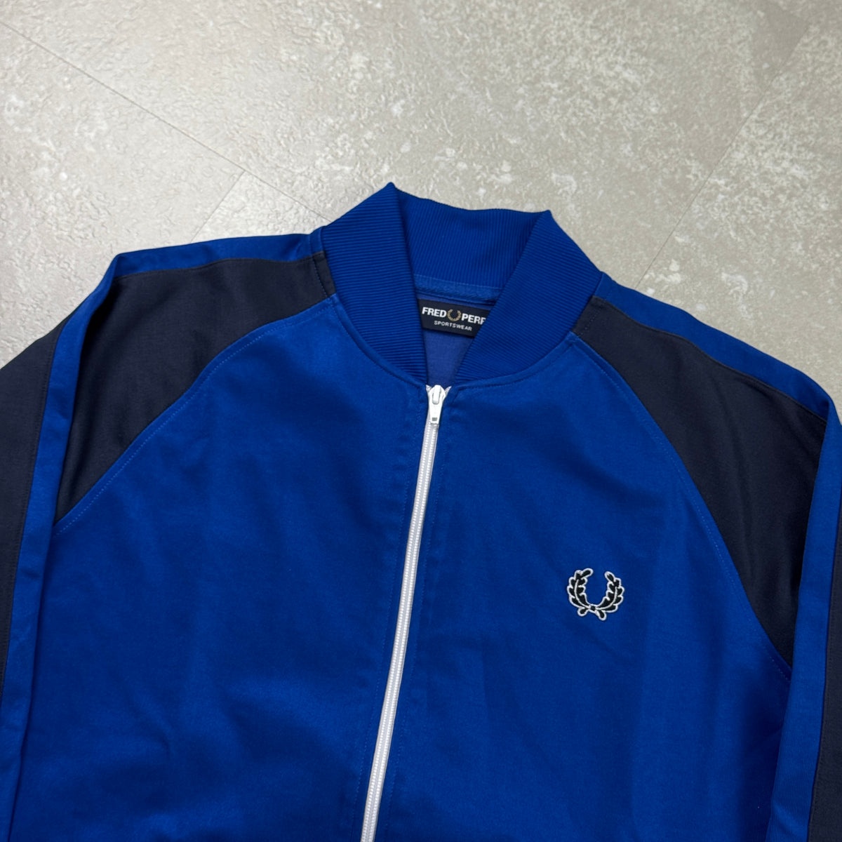 Fred Perry Trackjacket (L)