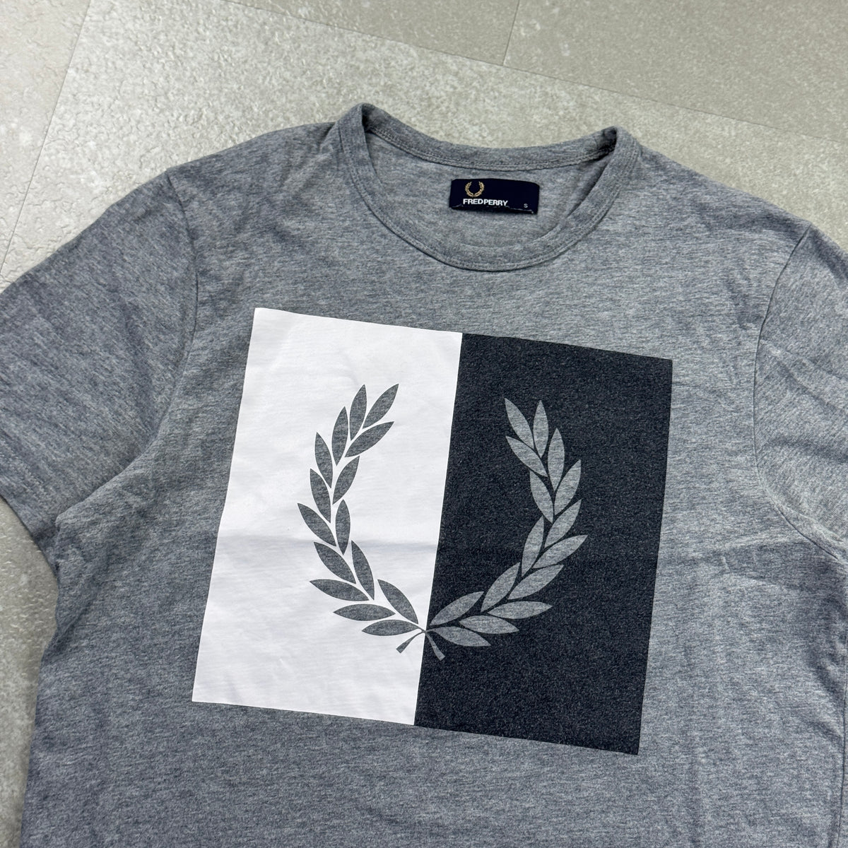 Fred Perry T-Shirt (S)
