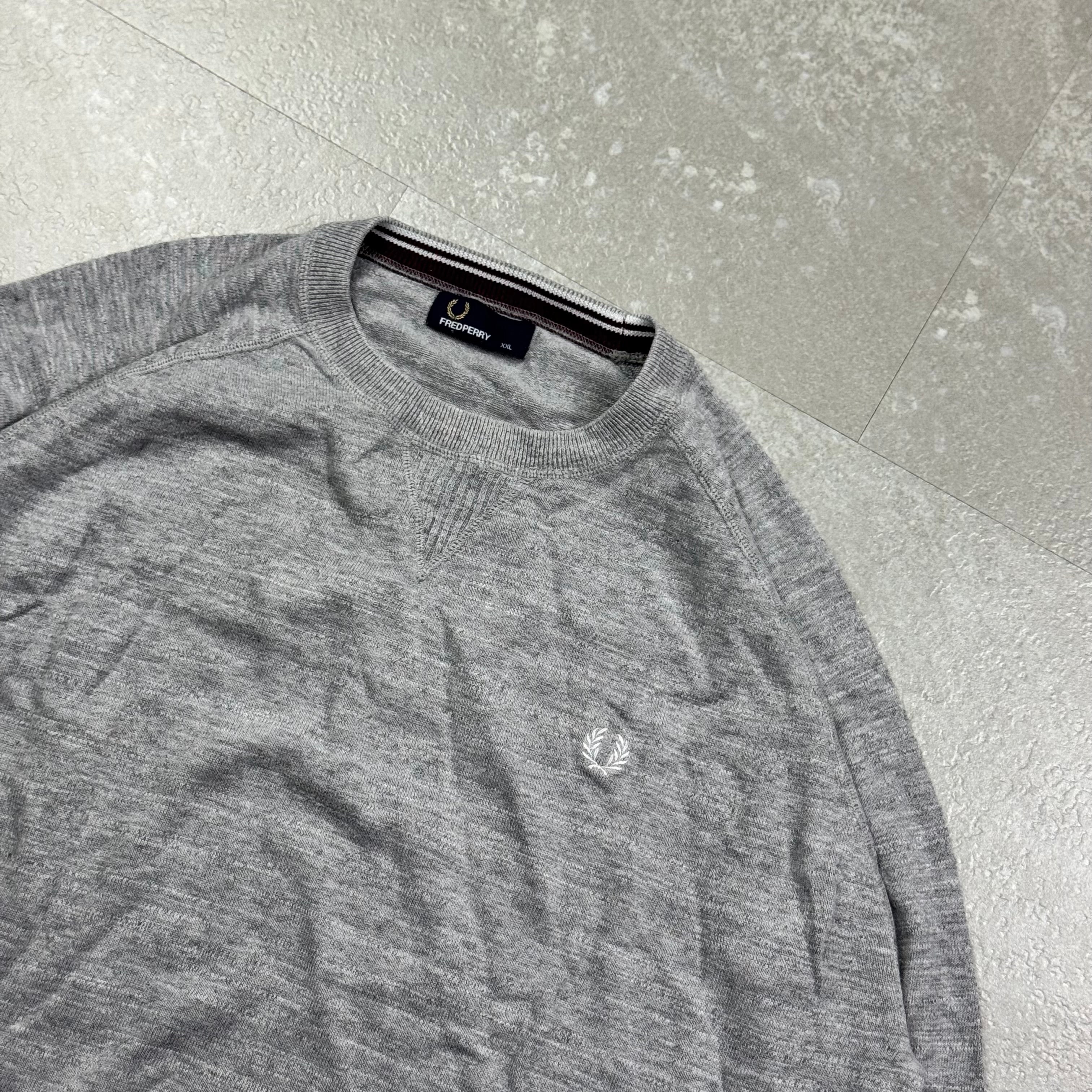 Fred Perry Sweater (2XL)