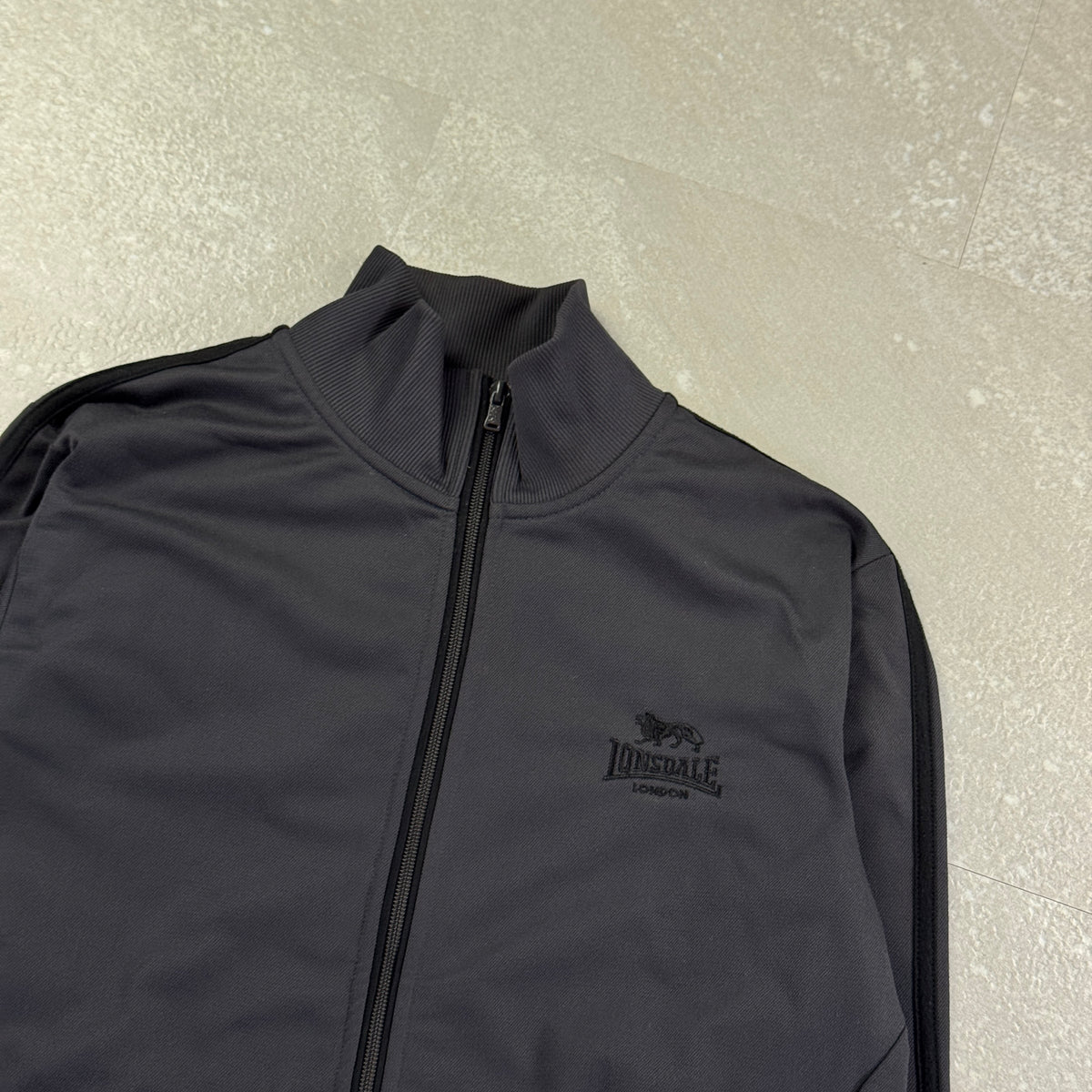Lonsdale Trackjacket (XS)