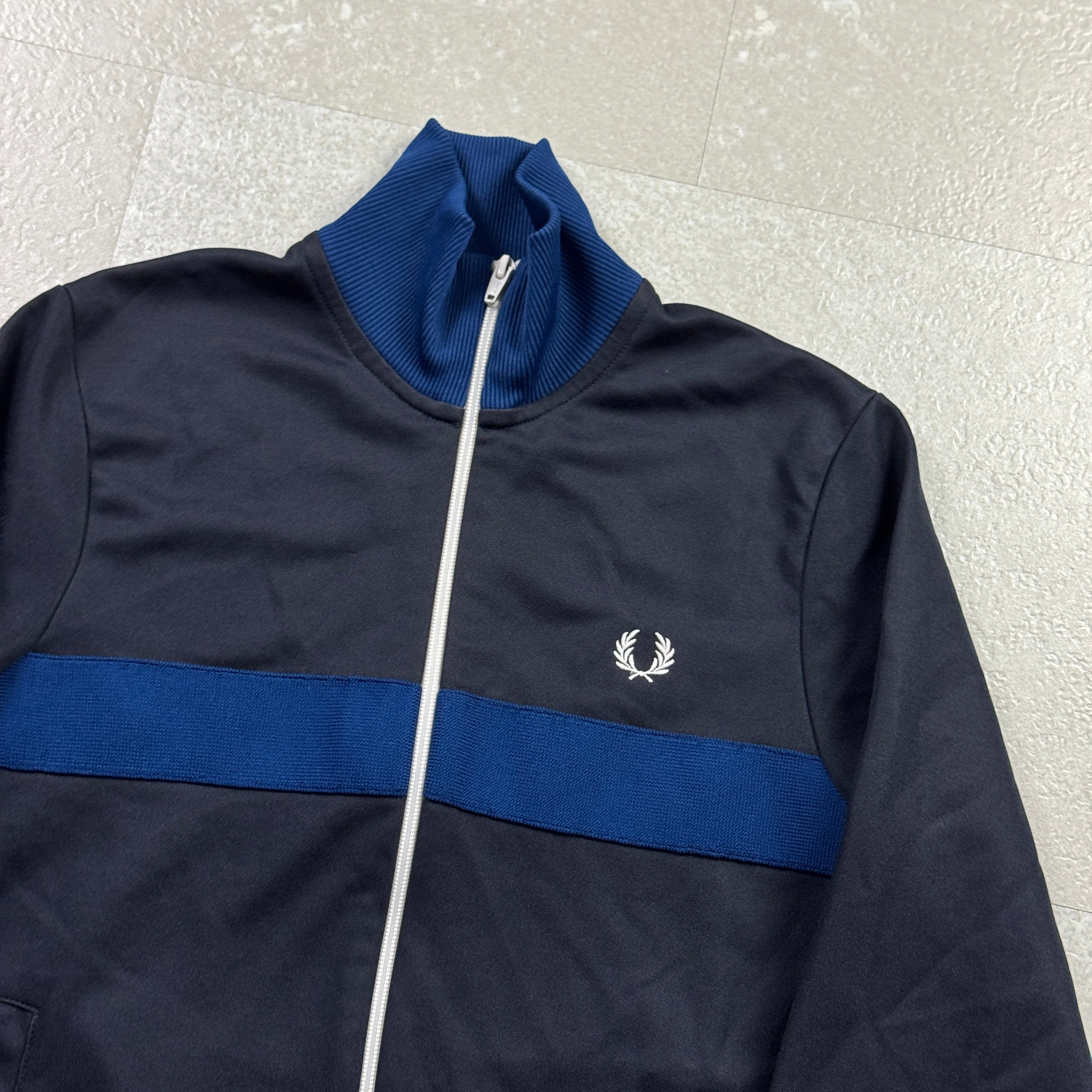 Fred Perry Trackjacket (XS)