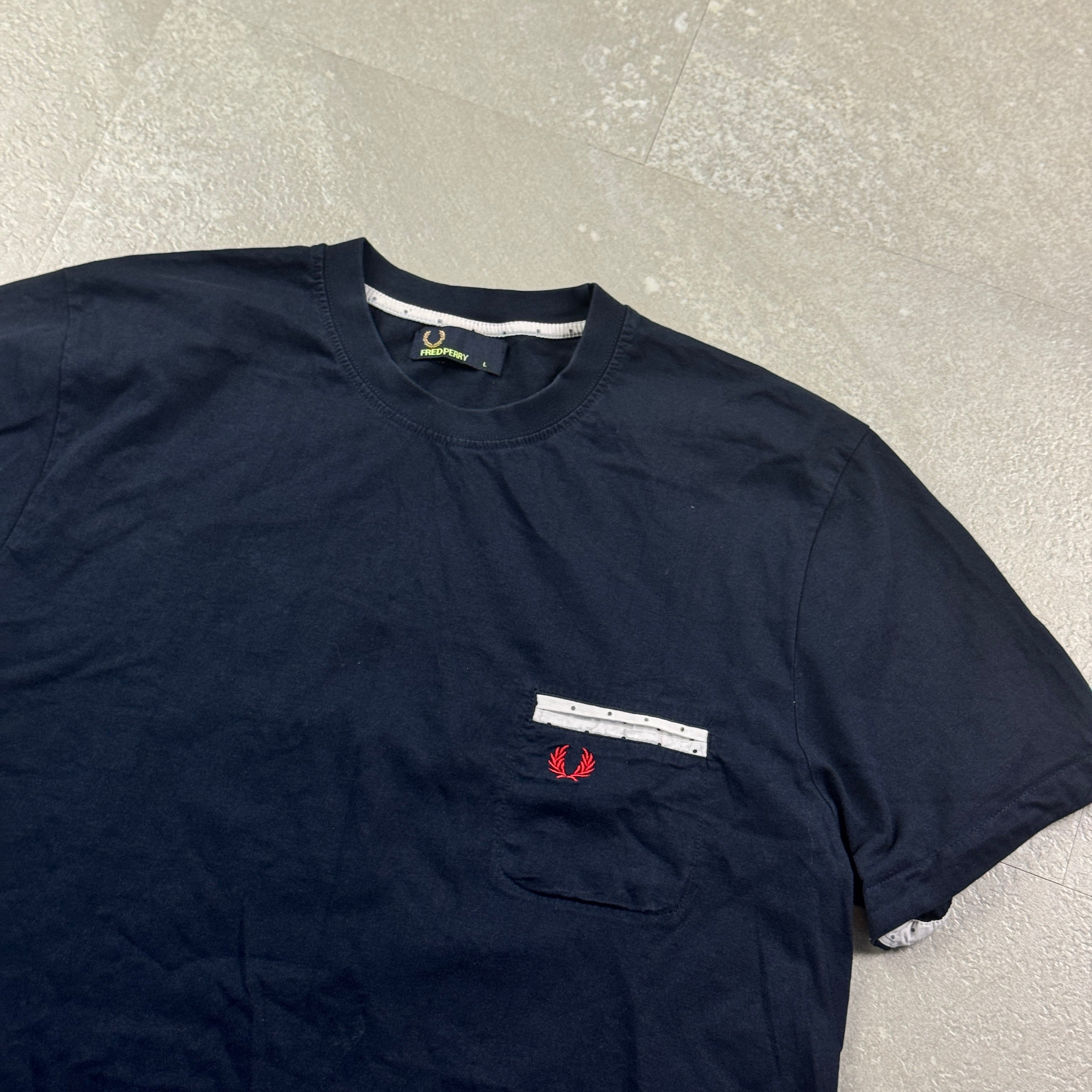 Fred Perry T-Shirt (L)