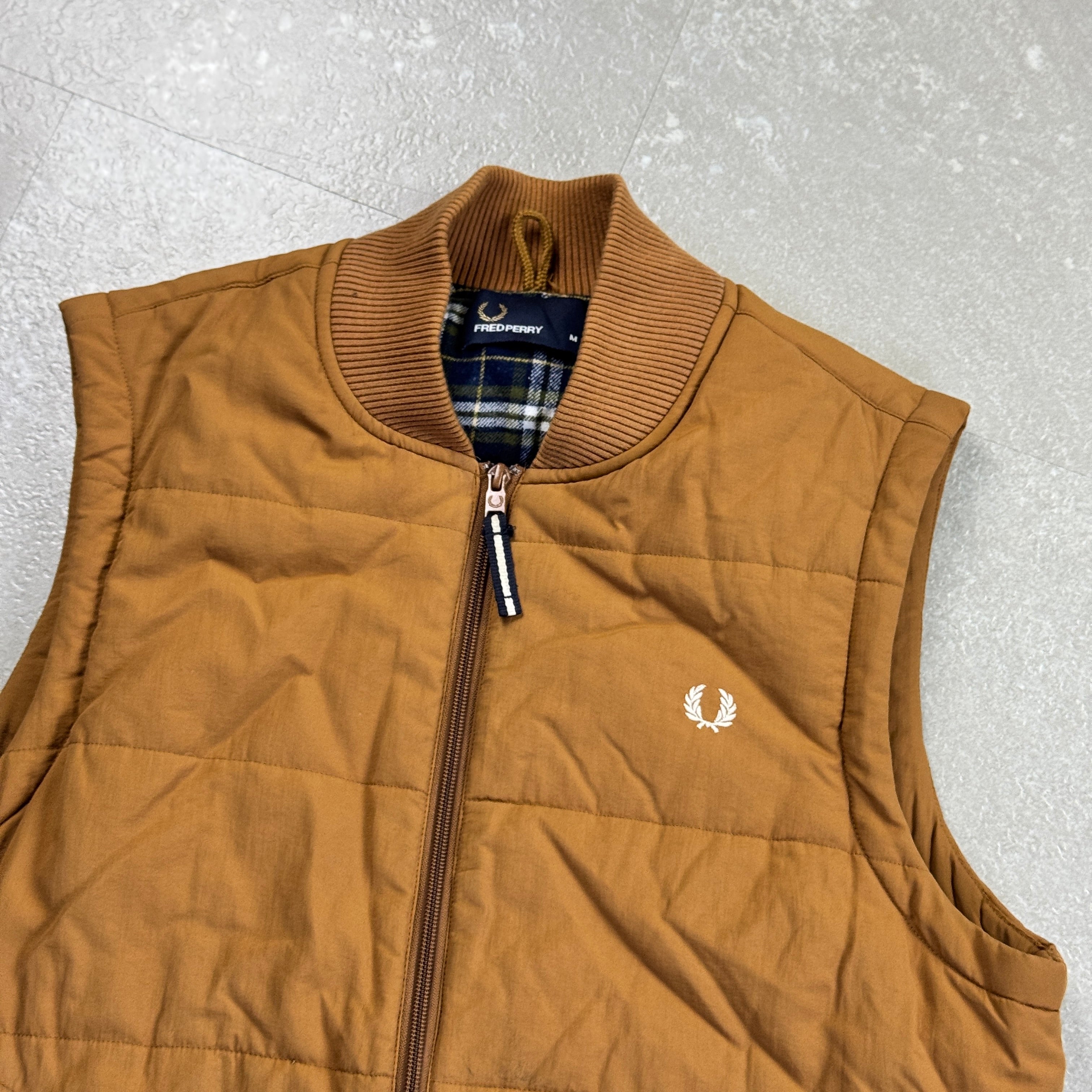 Fred Perry Weste (S)