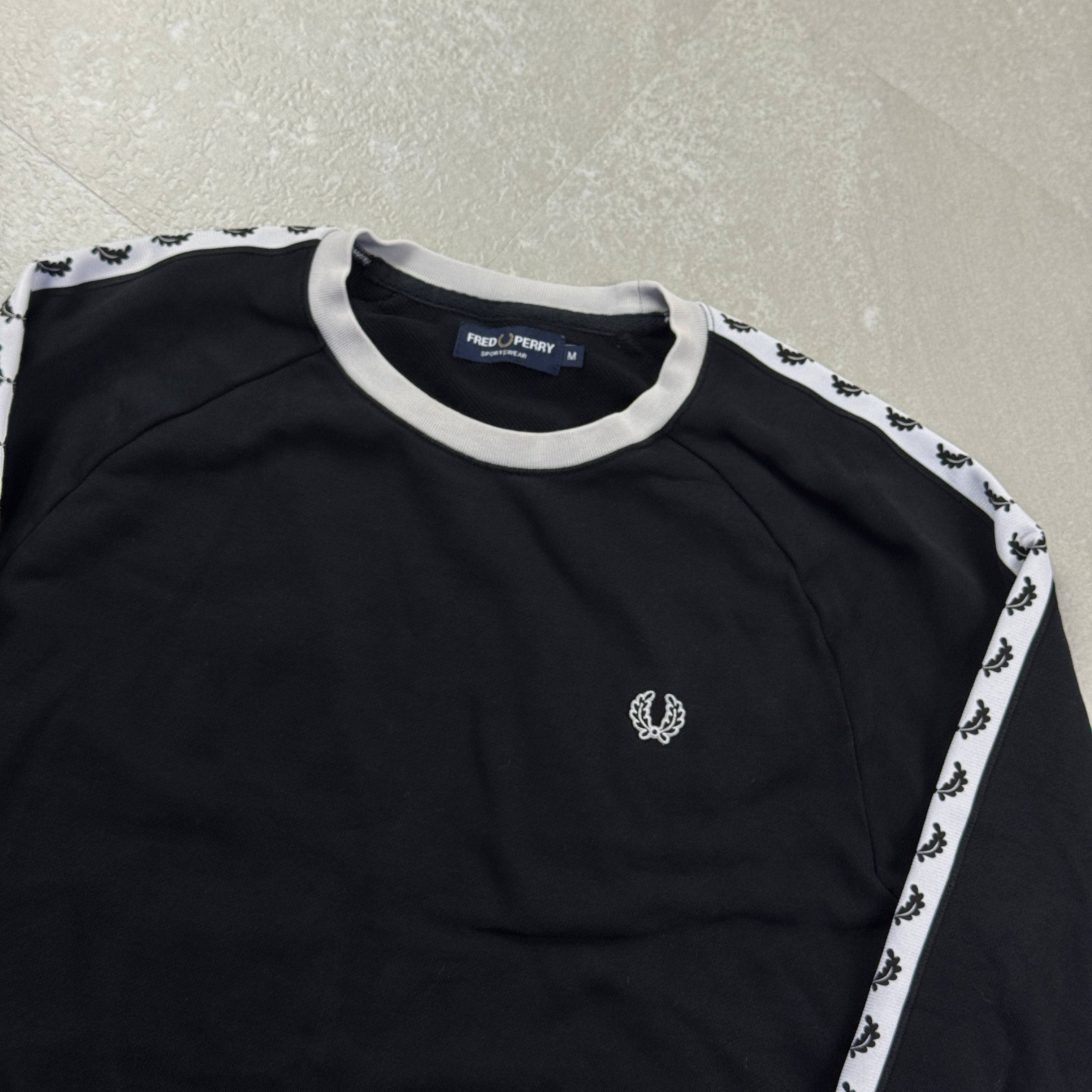 Fred Perry Sweater (M)