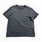 Fred Perry T-Shirt (XL)