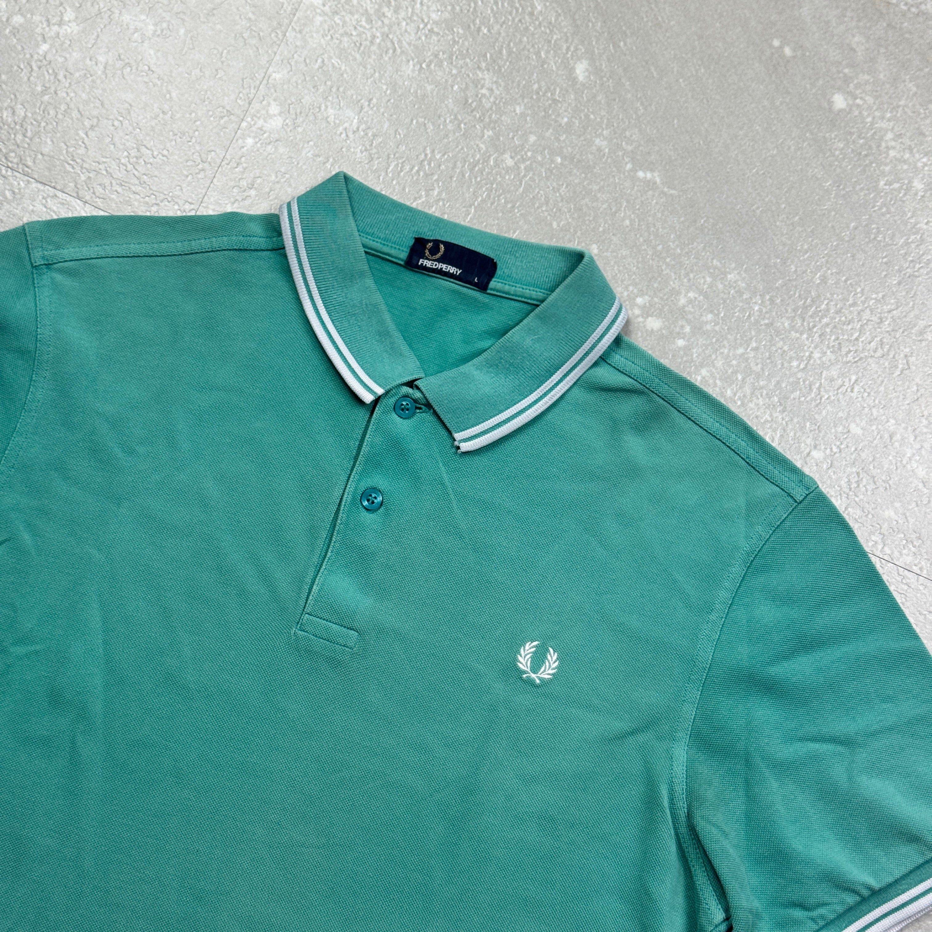 Fred Perry Poloshirt (L)