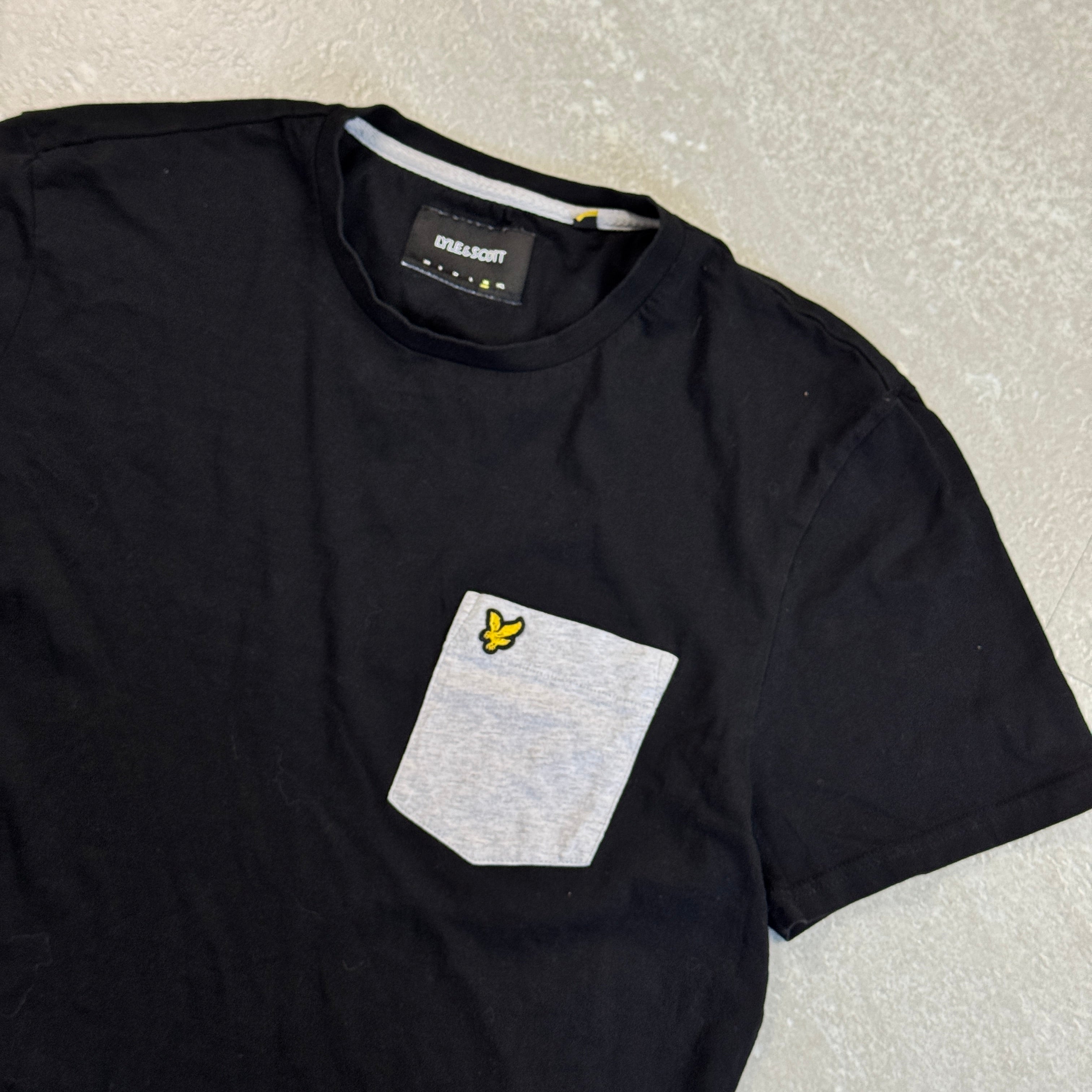 Lyle & Scott T-Shirt (XL)