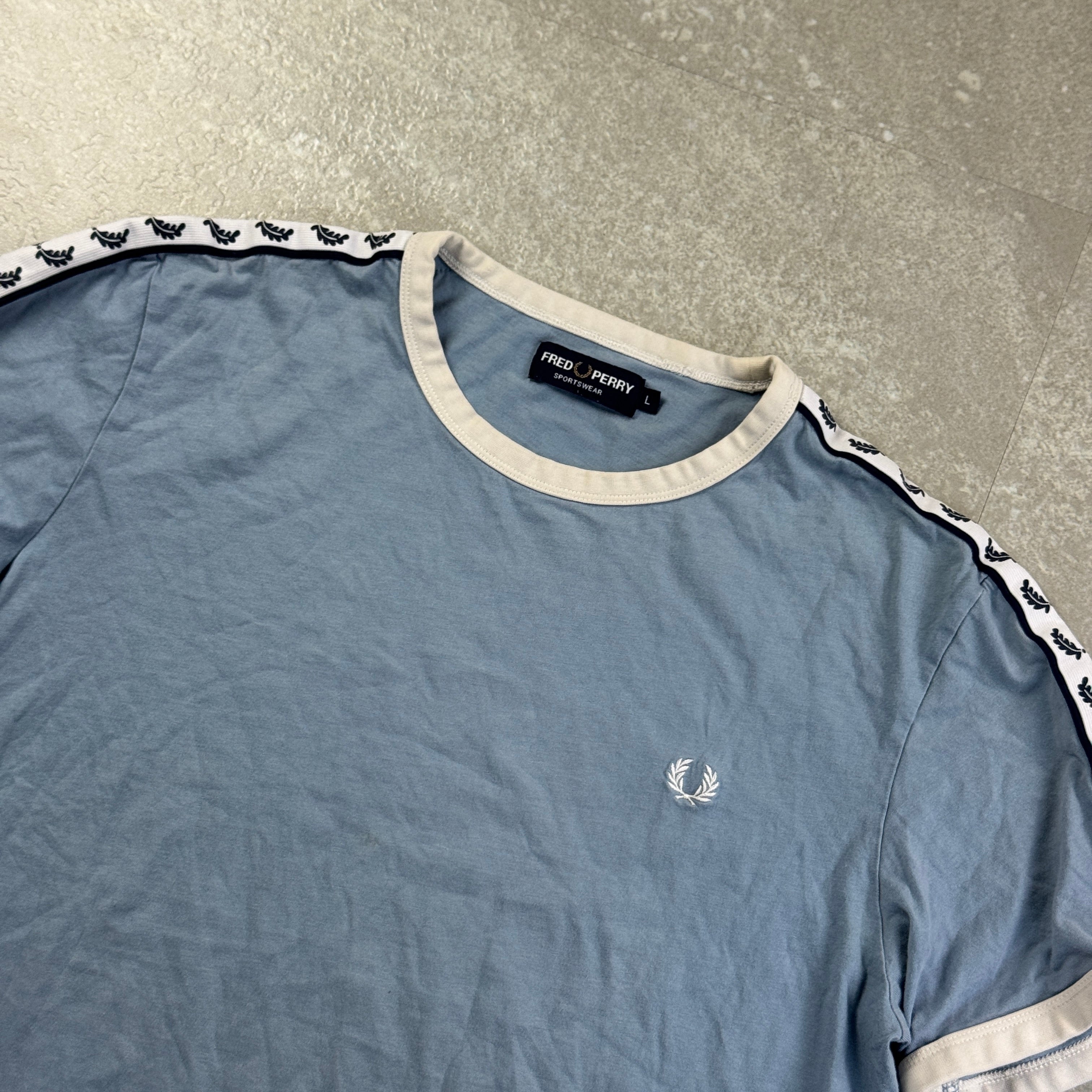 Fred Perry T-Shirt (L)