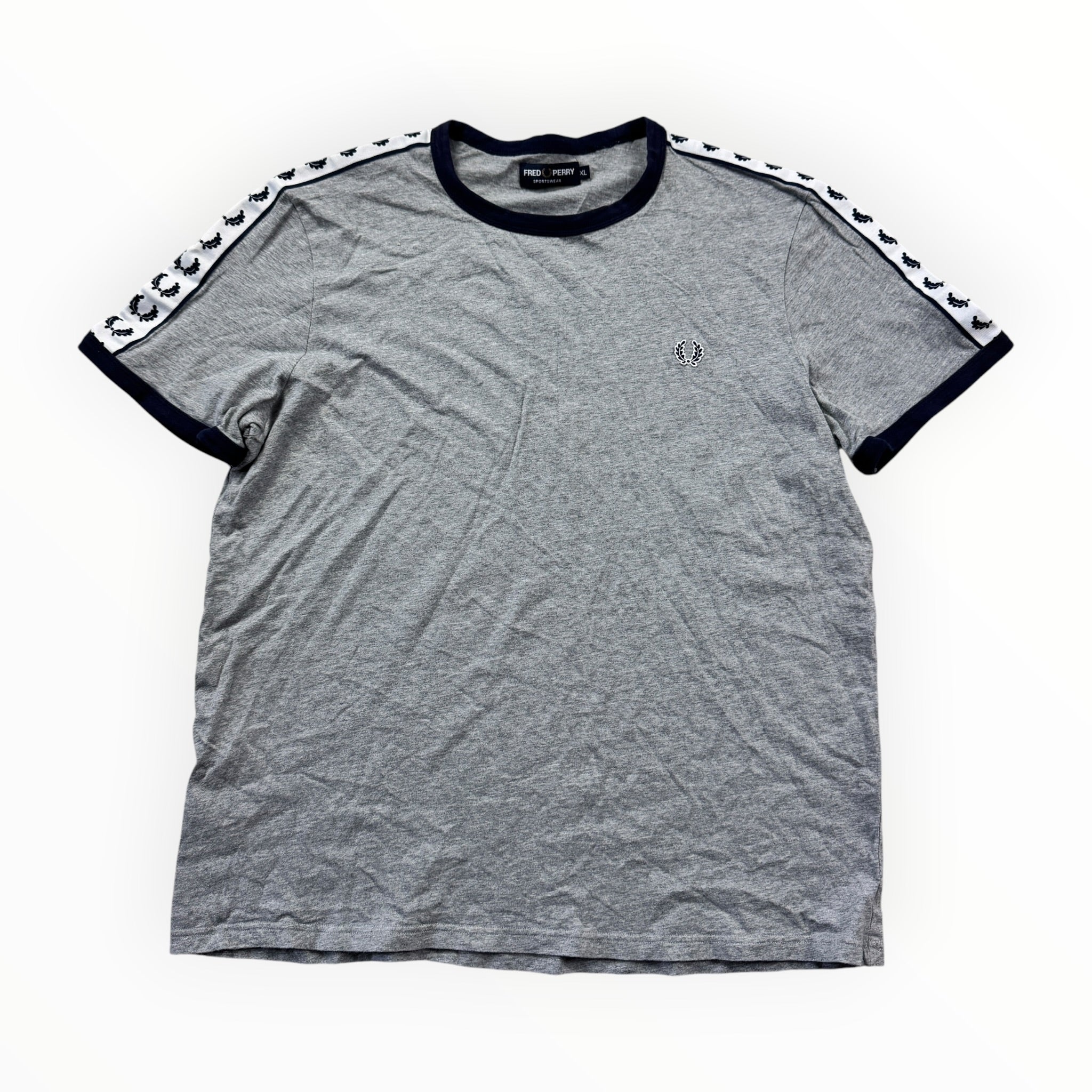Fred Perry T-Shirt (XL)