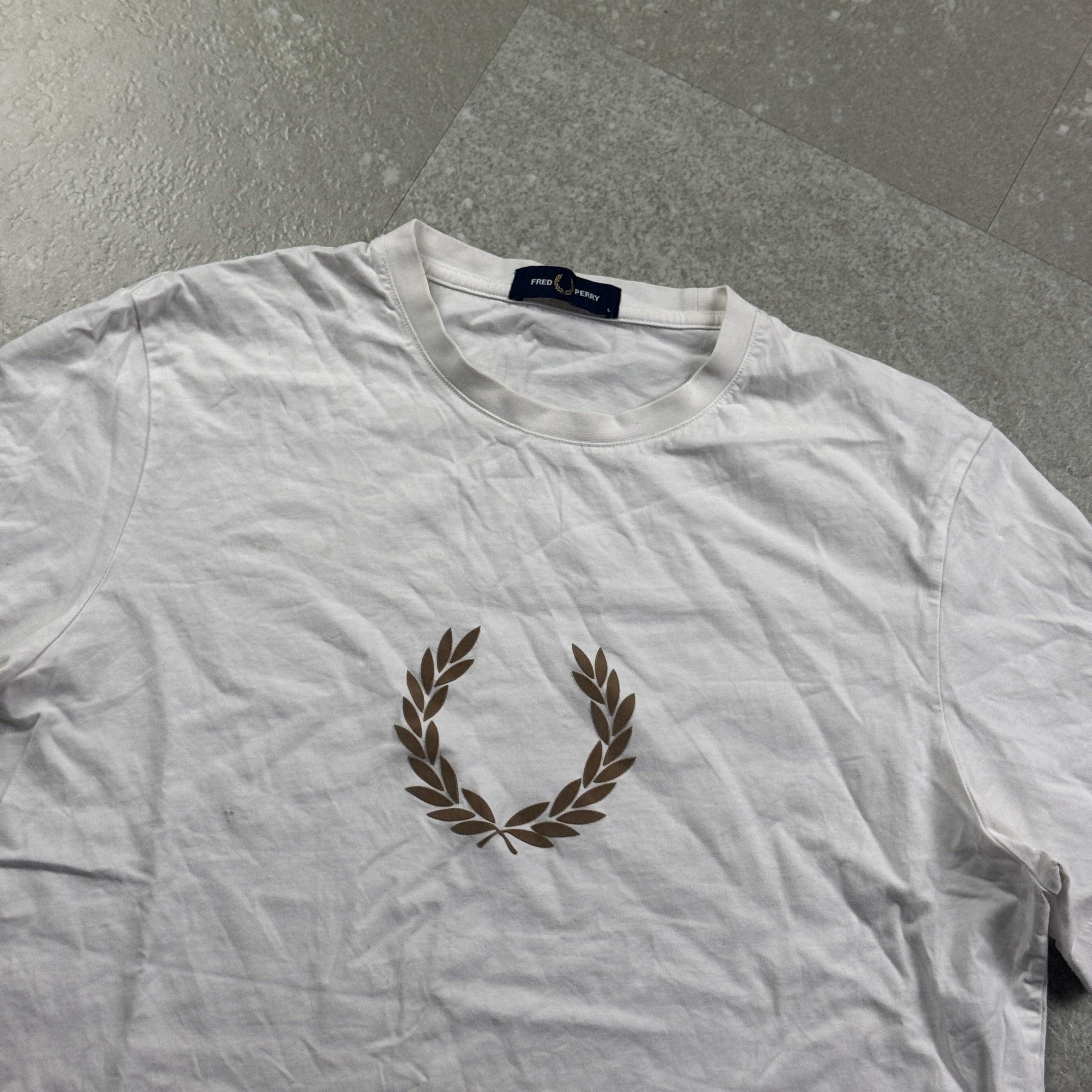 Fred Perry T-Shirt (L)