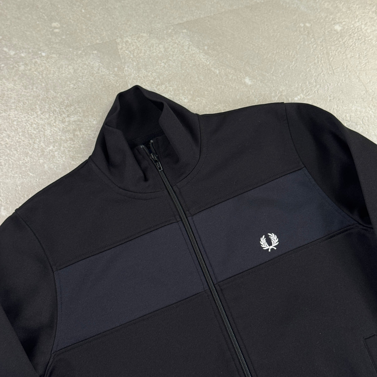 Fred Perry Trackjacket (XS)