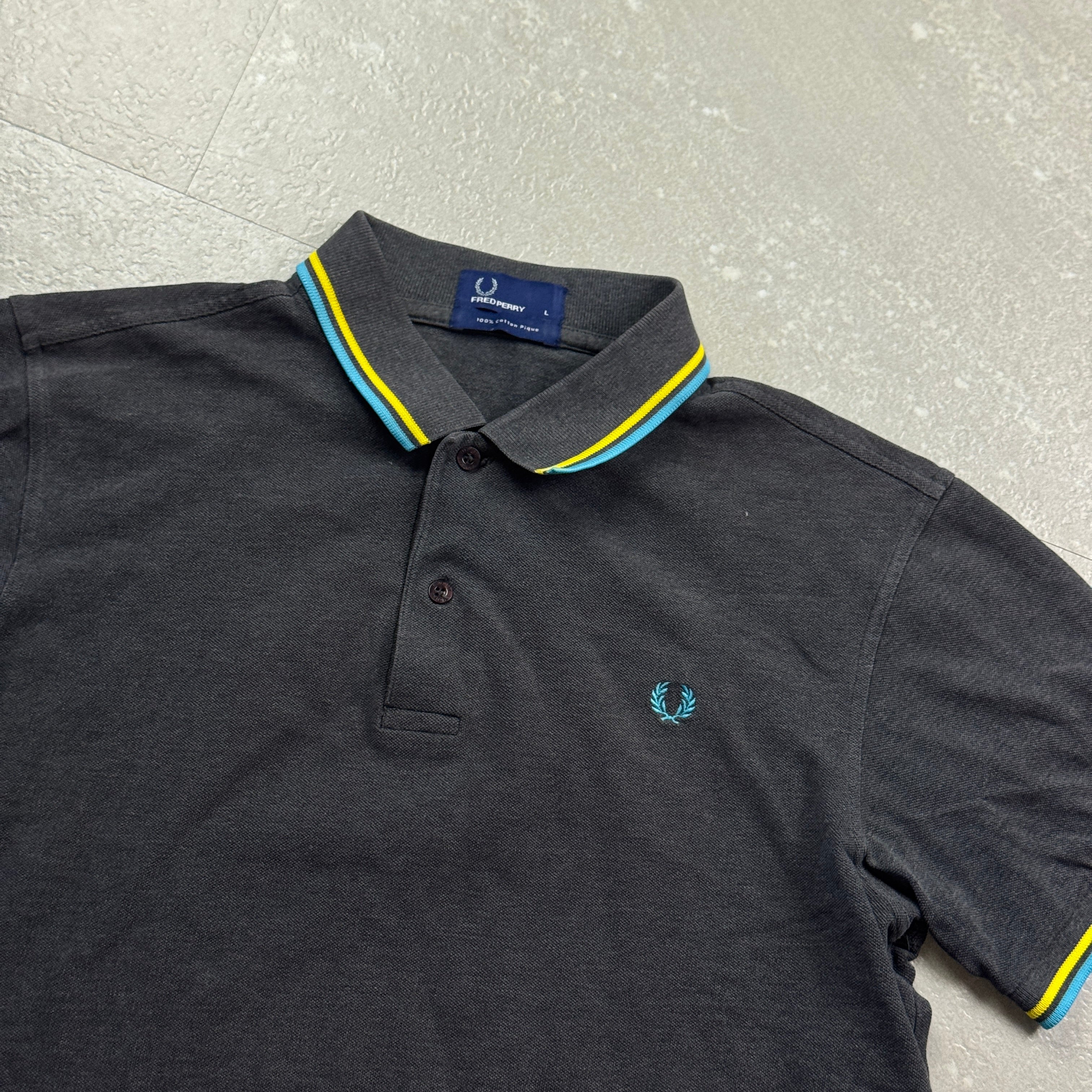 Fred Perry Poloshirt (L)