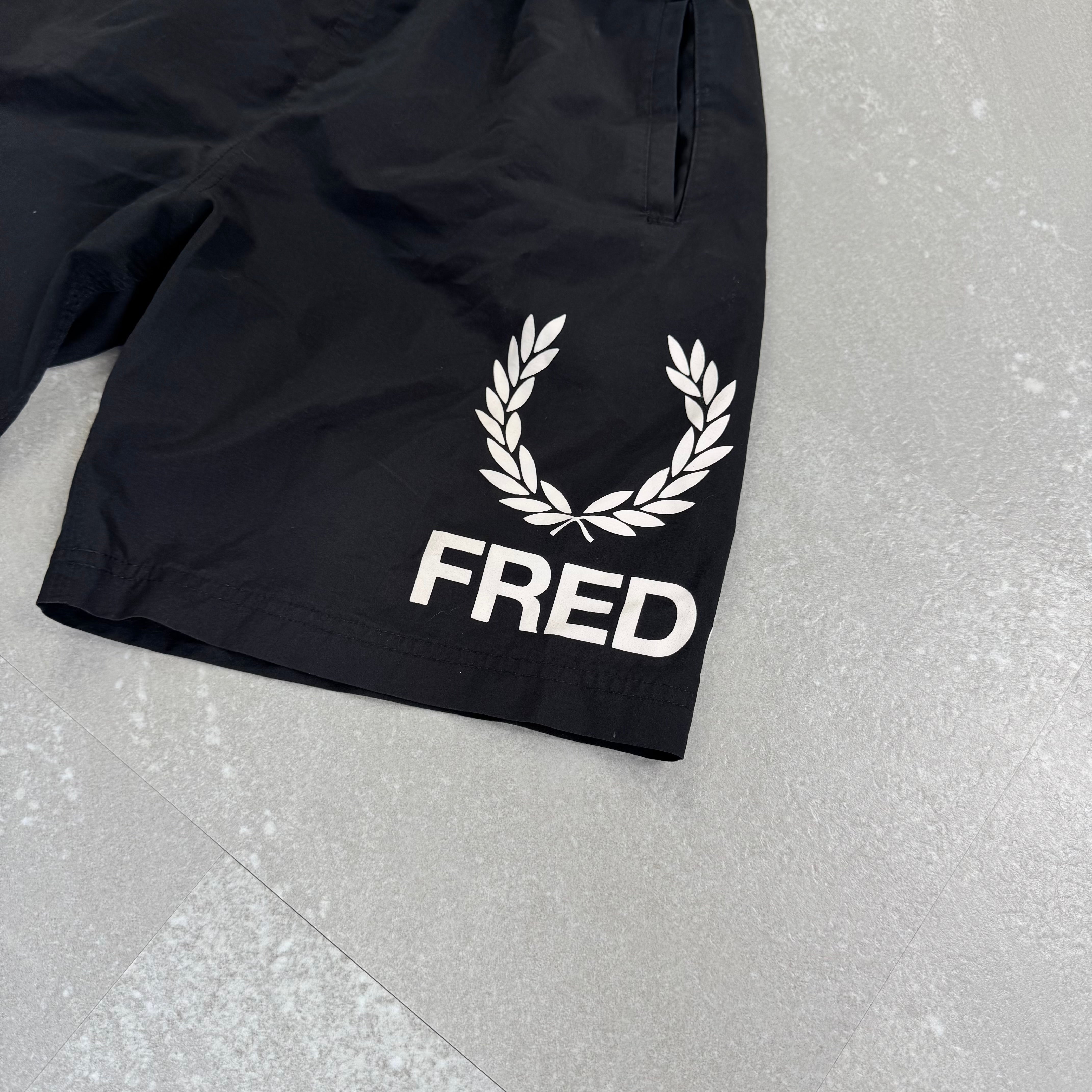 Fred Perry Shorts (S)