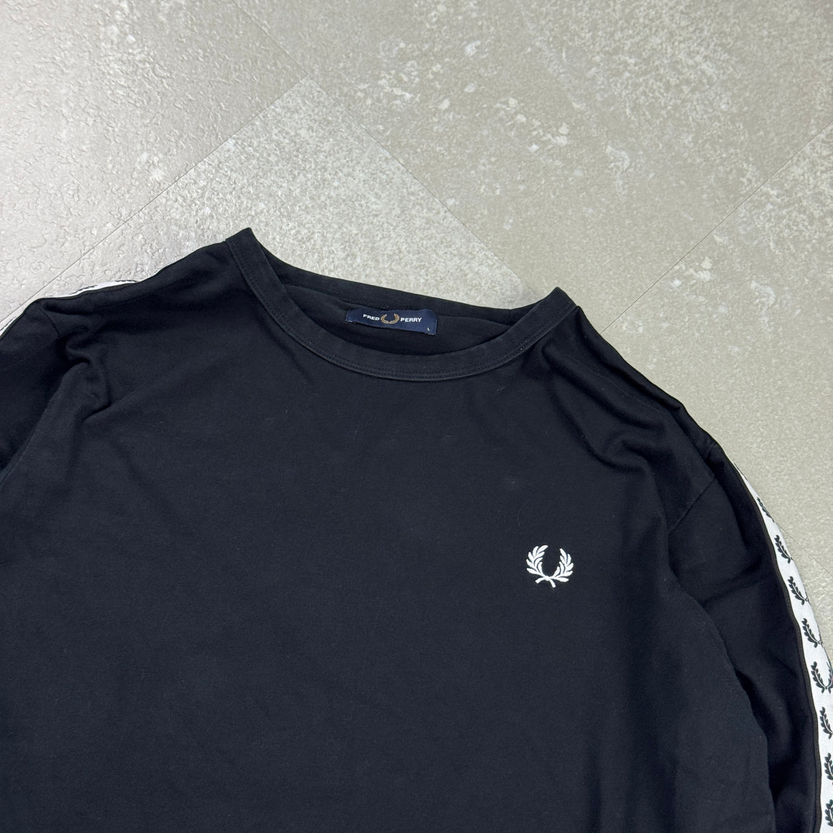 Fred Perry Longsleeve (L)