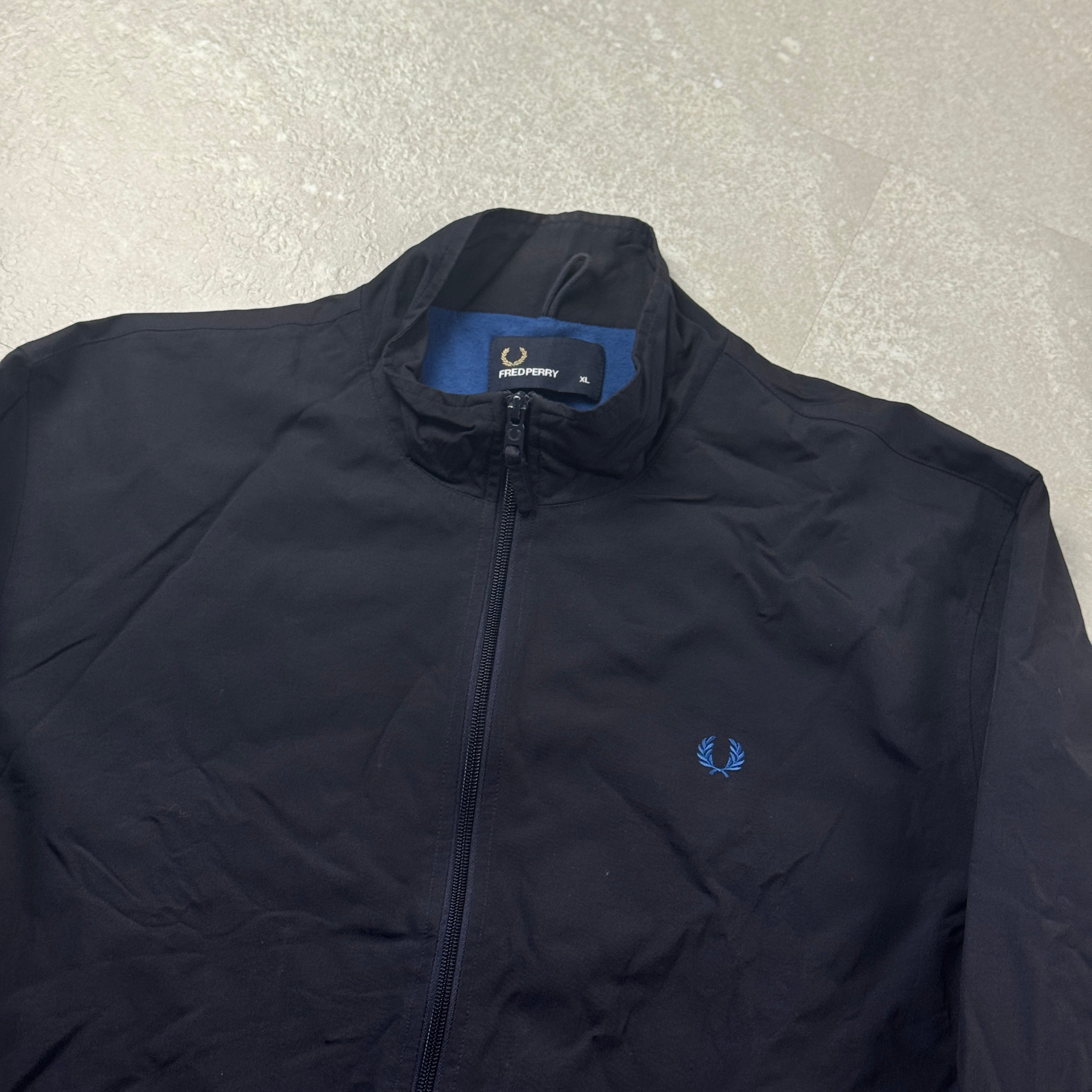 Fred Perry Jacke (XL)