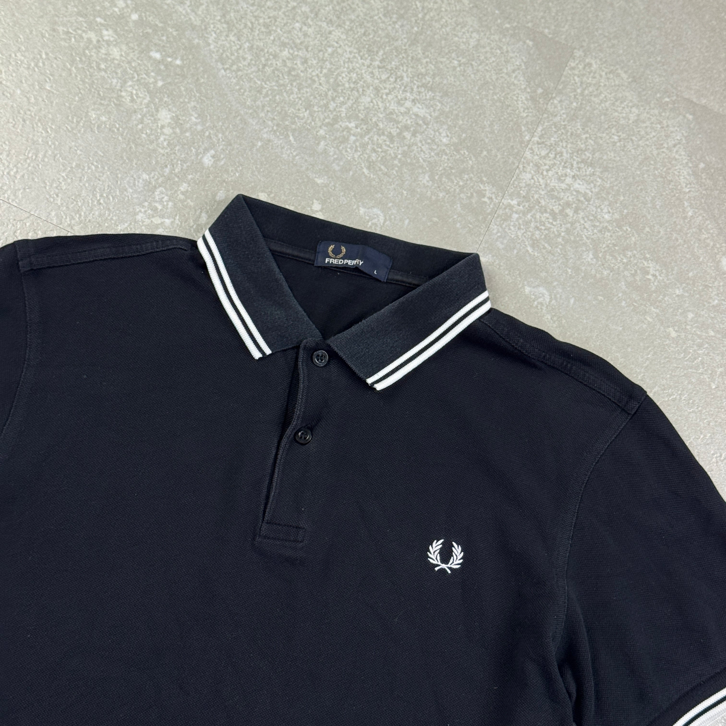 Fred Perry Poloshirt (L)
