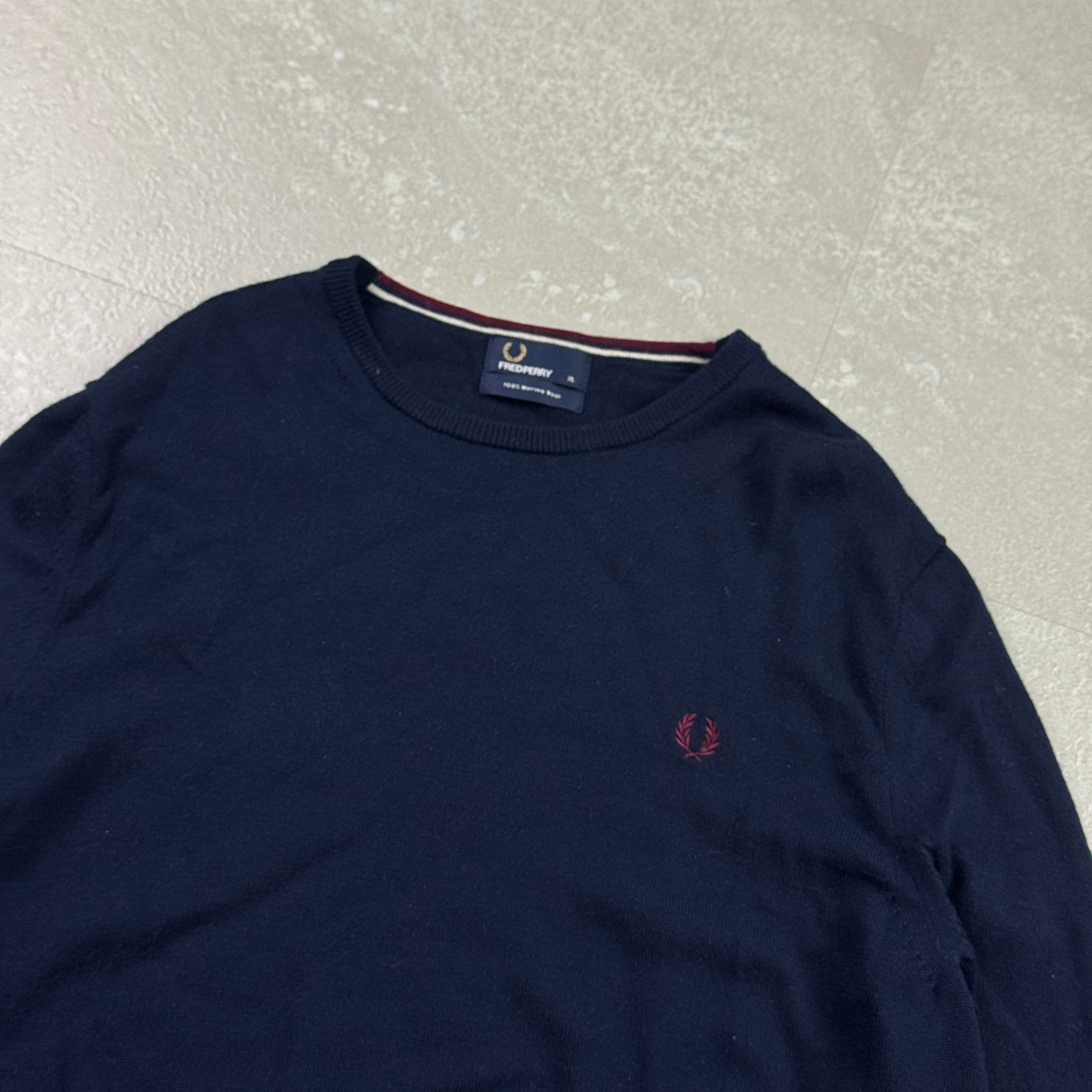 Fred Perry Sweater (XL)