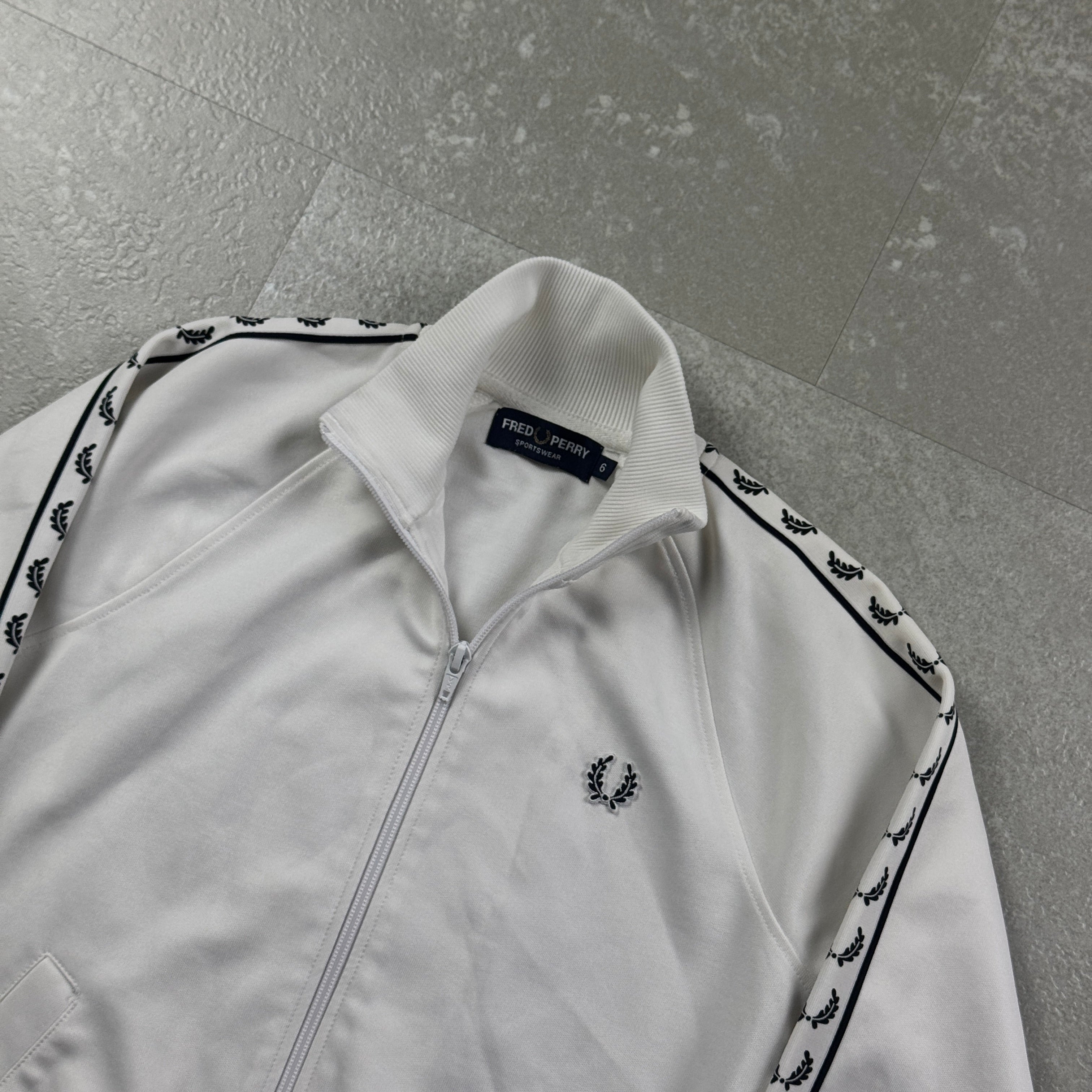 Fred Perry Trackjacket (XS)