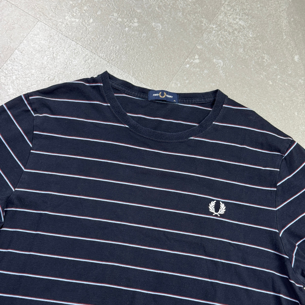 Fred Perry T-Shirt (XL)