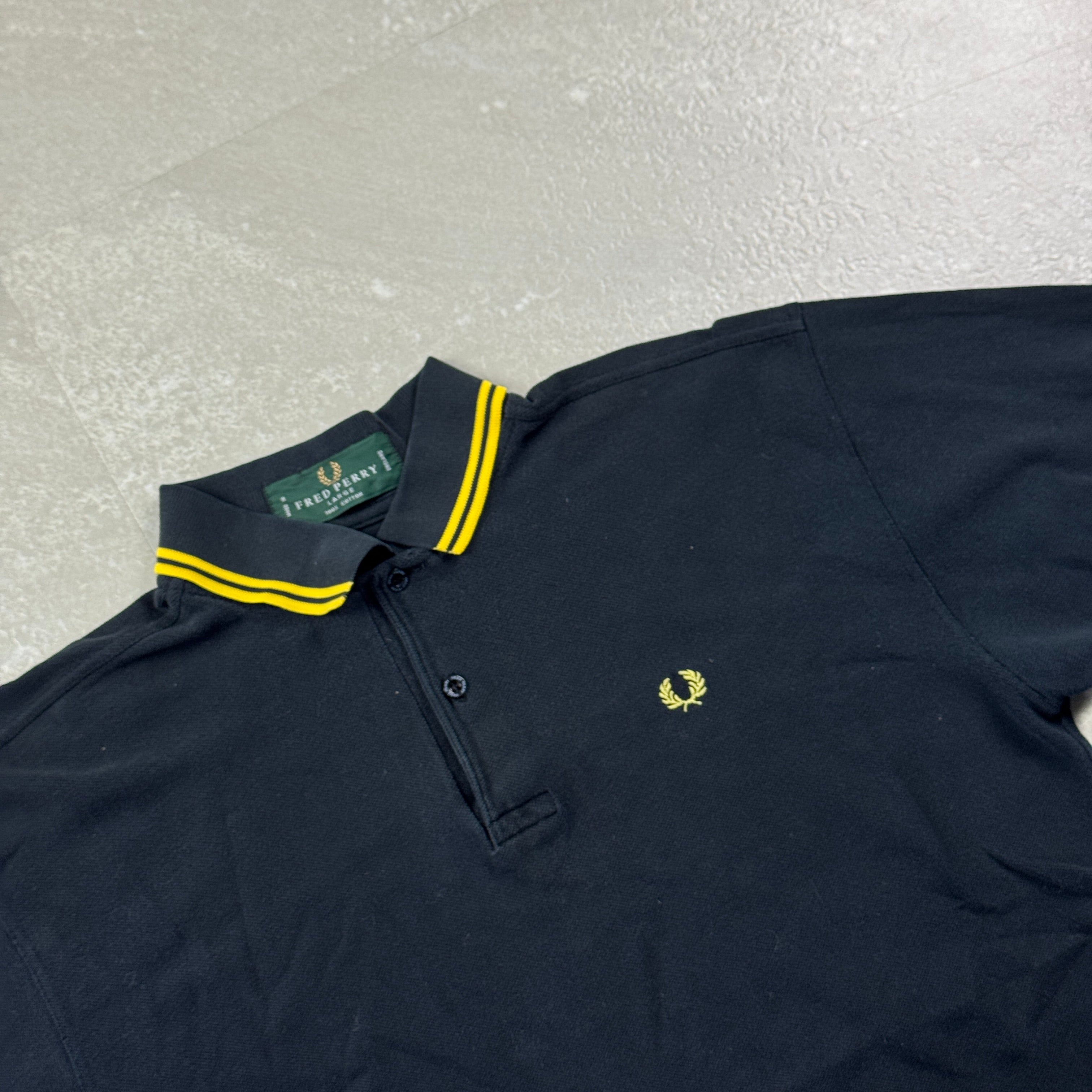 Fred Perry Poloshirt (L)